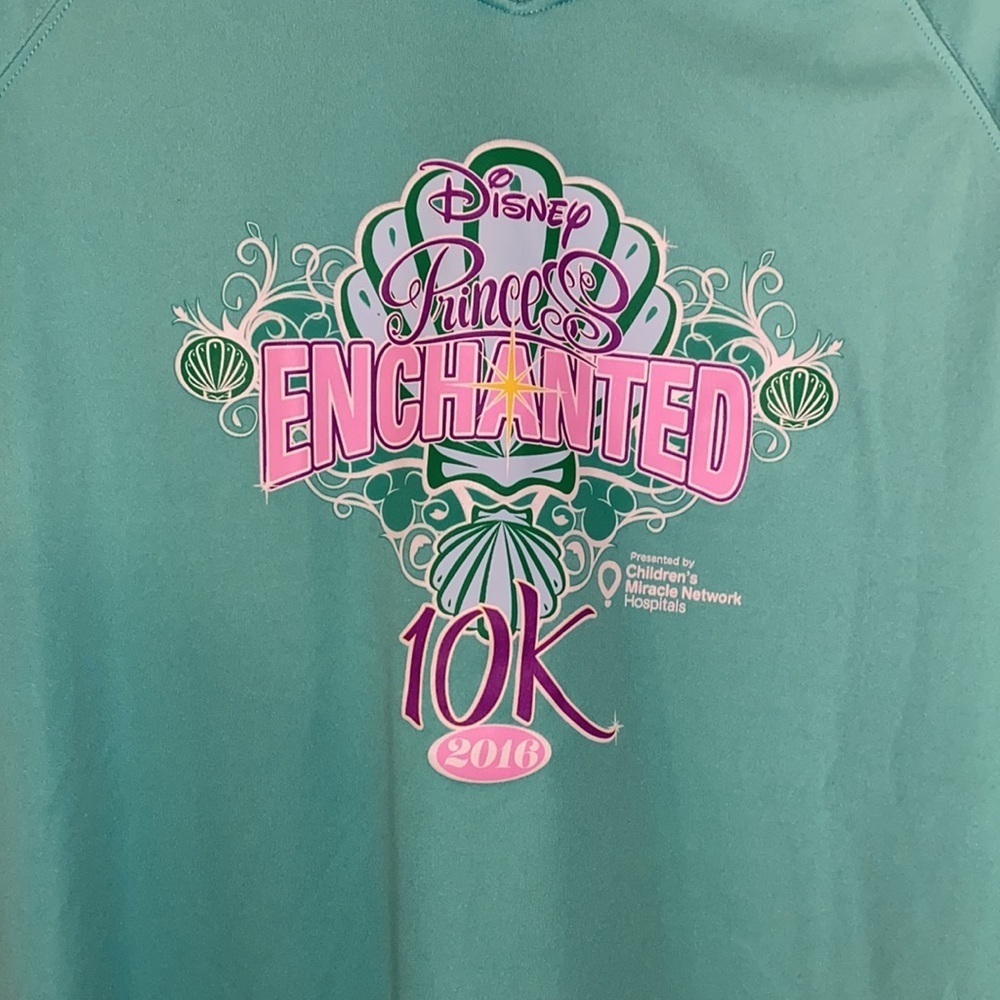 Champion Disney Princess Little Mermaid 10K Race Shirt Woman's Large - Picture 2 of 4